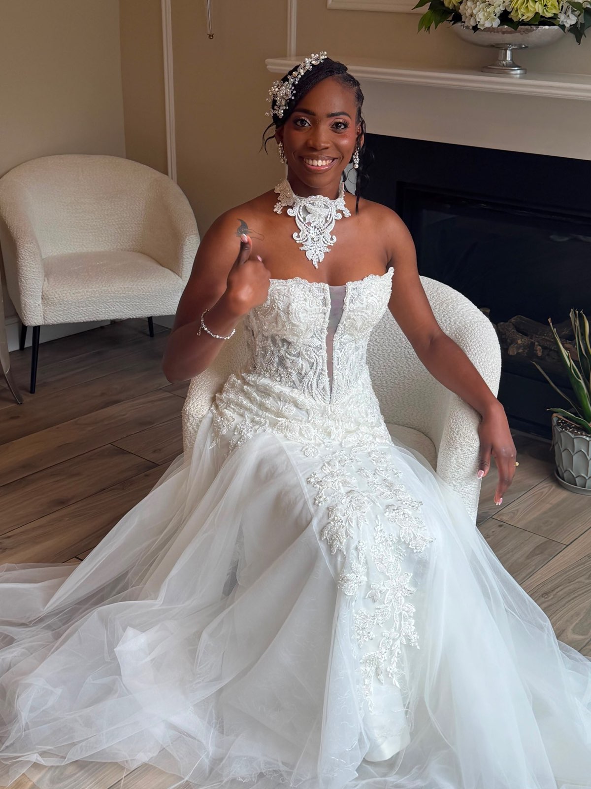 Bride in beaded lace ballgown with tulle skirt